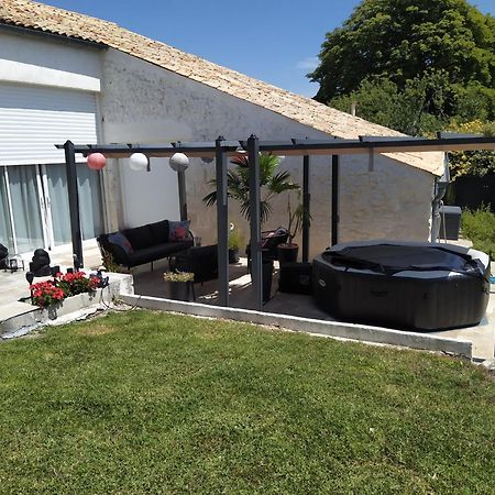 B&B Bel Agave Saint-Georges-des-Agoûts Eksteriør bilde