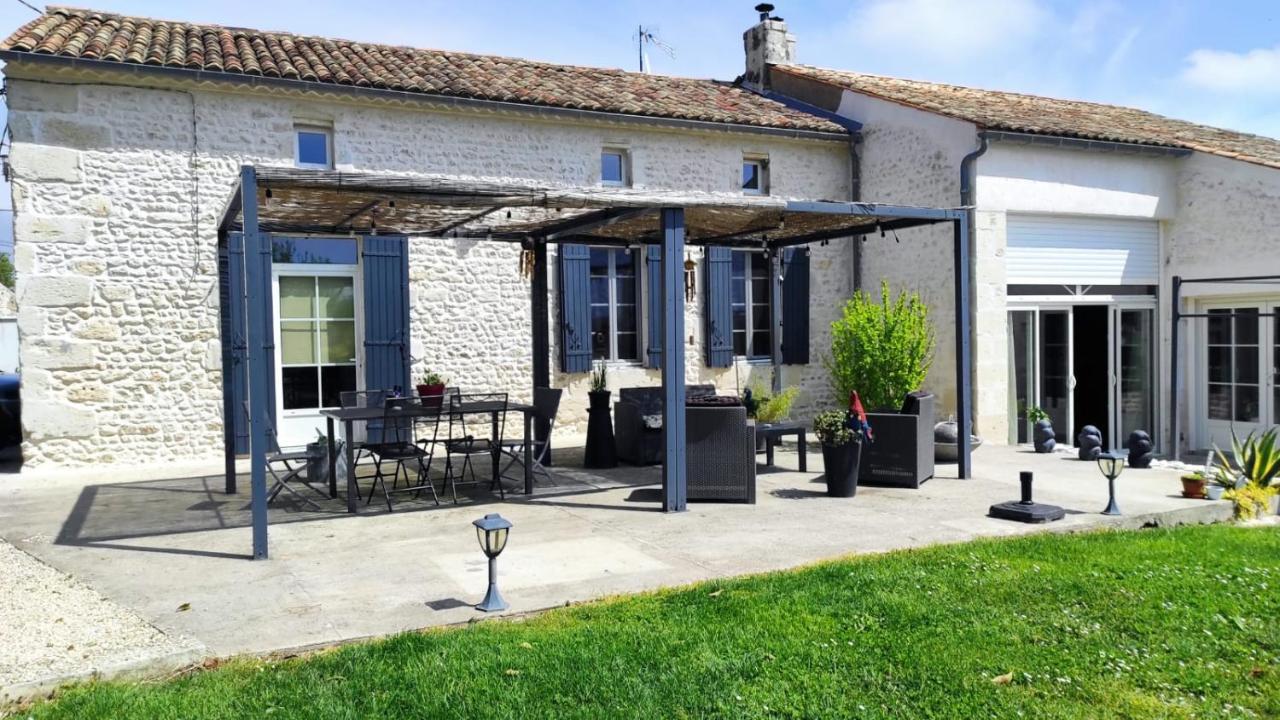 B&B Bel Agave Saint-Georges-des-Agoûts Eksteriør bilde